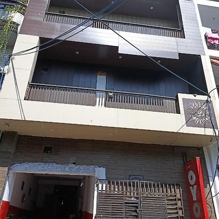 Hotel O Kl Khari Near Ashoka Park Mein Metro Nueva Delhi Exterior foto